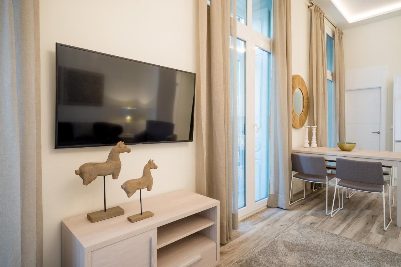 Iloftmalaga Velazquez Apartment Fuengirola Exterior photo